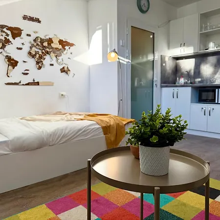 Apartment Comfy By Cosher *