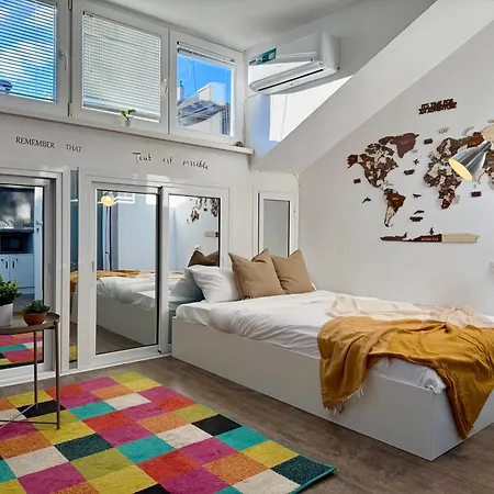 Comfy By Cosher Σόφια